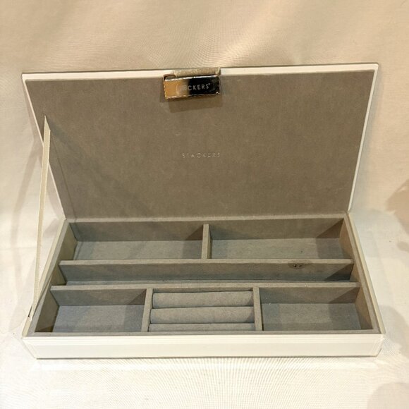 Stackers White Glass Jewelry Box - Picture 4 of 9